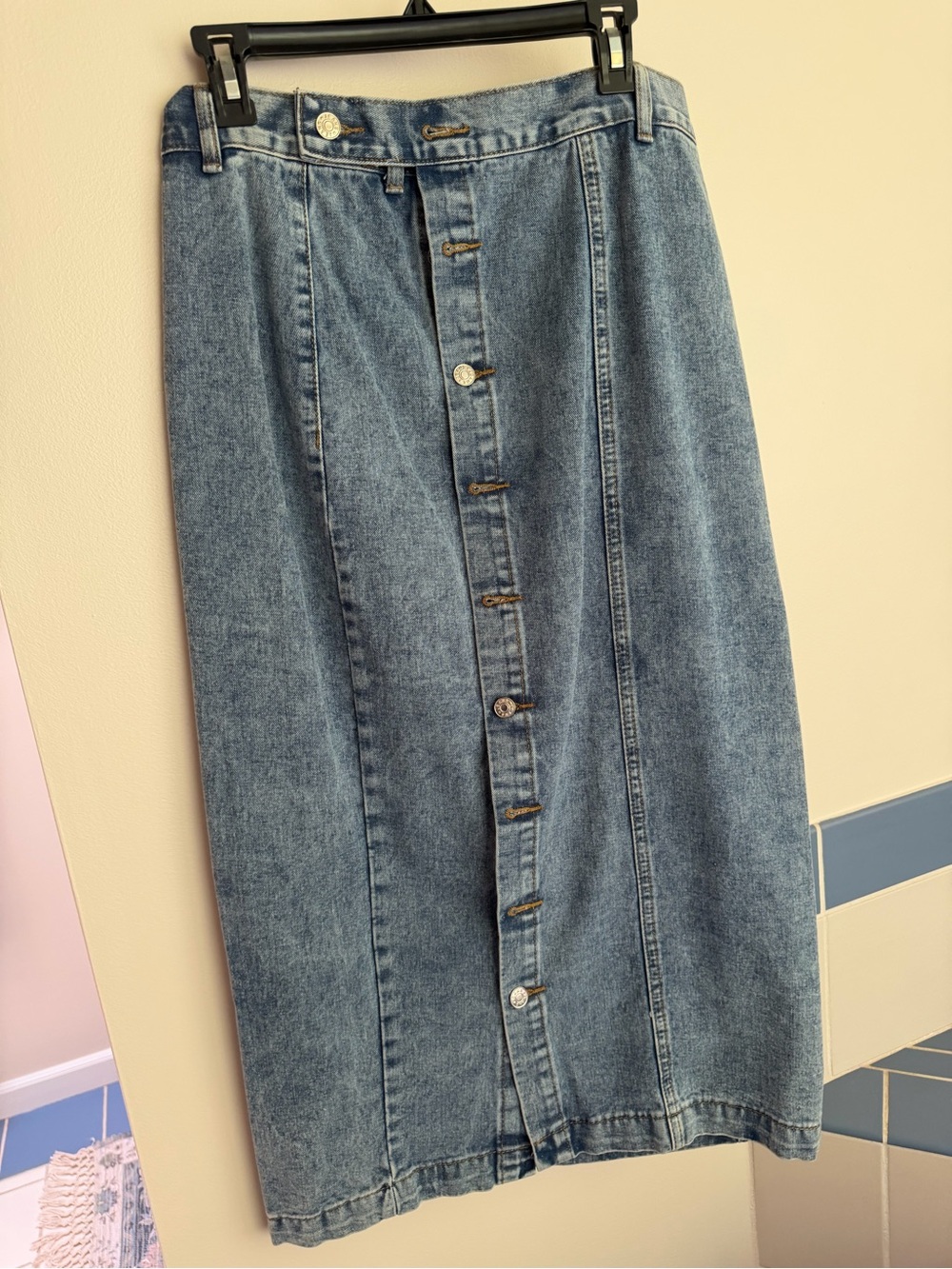 Button-Front Mid-Length Denim Skirt - Blue